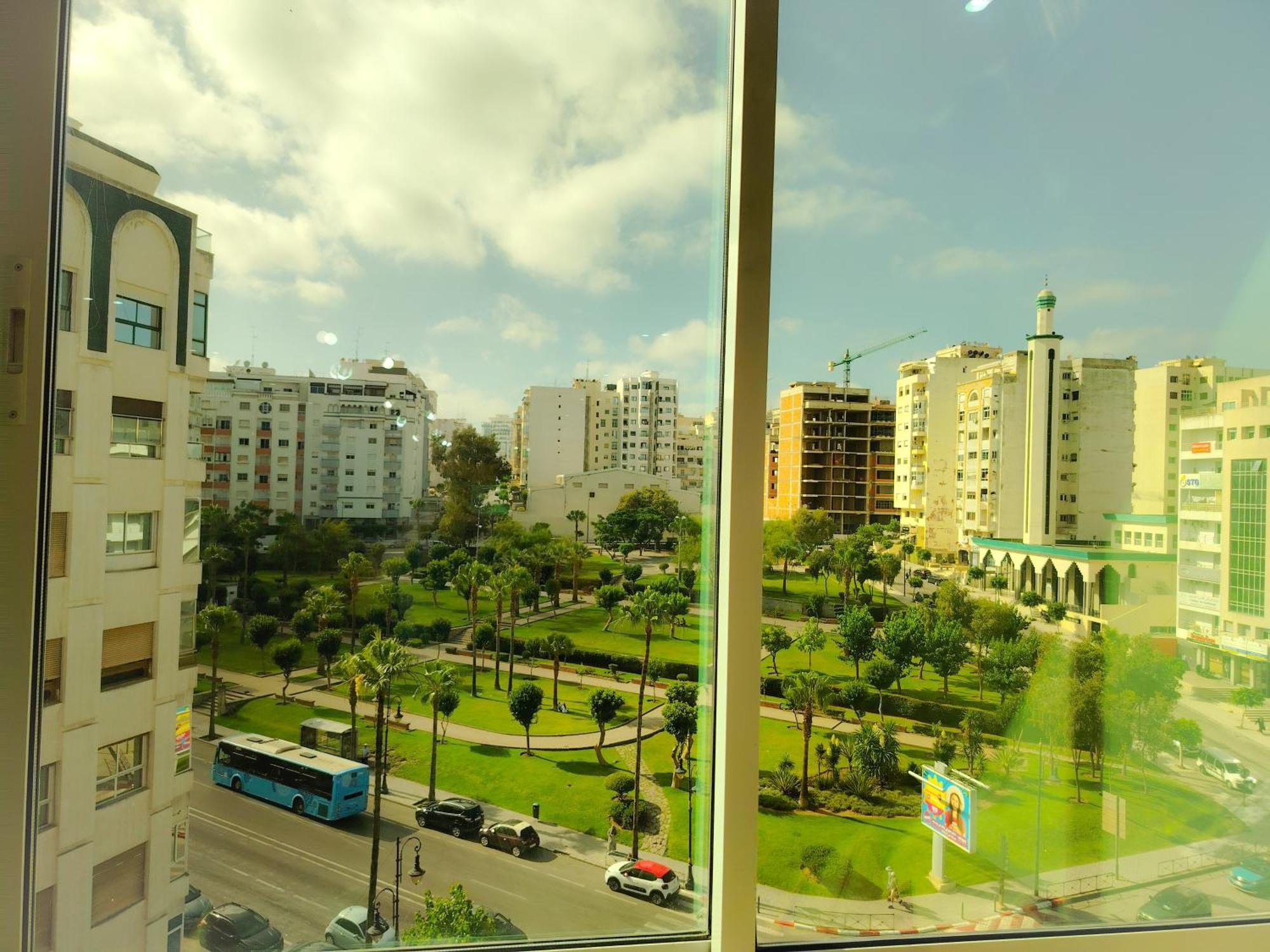 Nouveau Appartement Prestige Avec Vue Paronamique Танжер Екстериор снимка